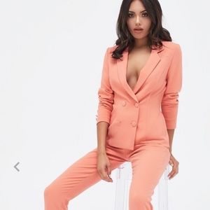 set blazer and pants